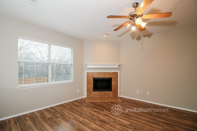 Building Photo - 1147 Golden Eagle Ct