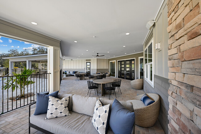 Foto del edificio - Solamar Apartment Homes