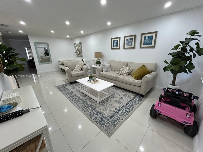 Foto del edificio - 15852 SW 68th Terrace
