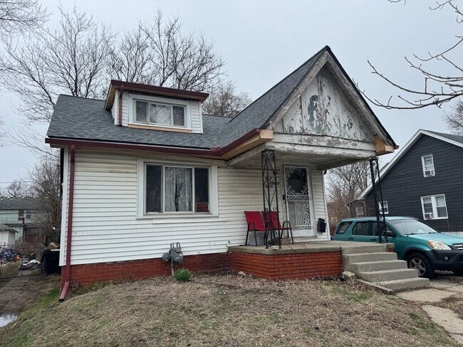 Building Photo - 15447 Griggs St