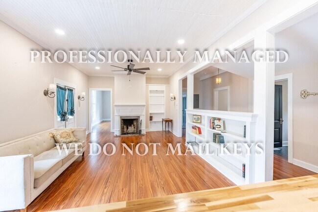 Building Photo - 321 E Branch St