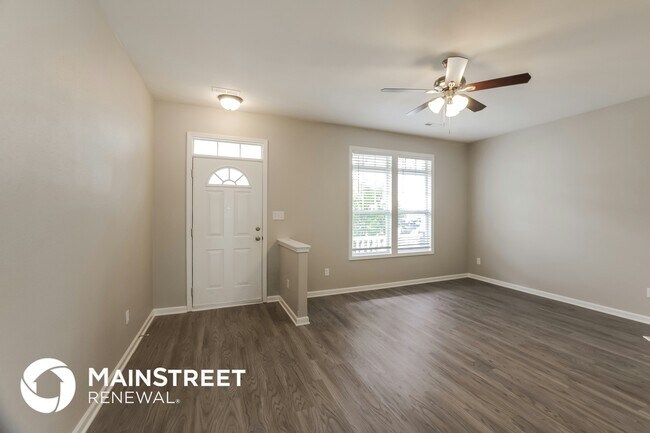Foto del edificio - 8412 Spirea Ct