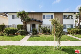 Building Photo - 4712 Del Amo Blvd
