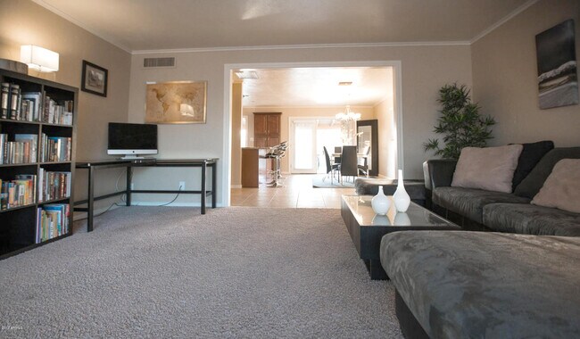 Building Photo - 3614 N Granite Reef Rd