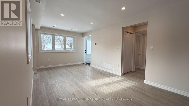 Photo du bâtiment - 119 Wellington St