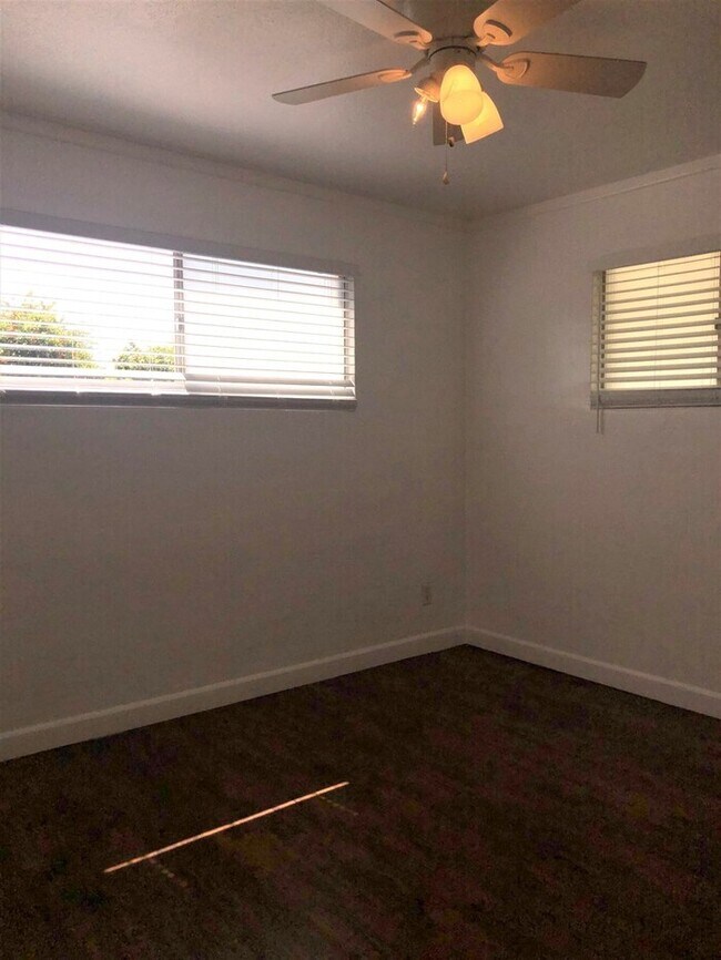 Foto del edificio - Cute 2 Bedroom Duplex Apartment in Chandler