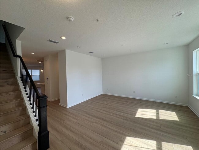 Building Photo - 1667 Eaglehurst Ln