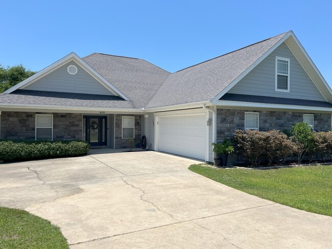 Building Photo - 4589 Hermosa Rd