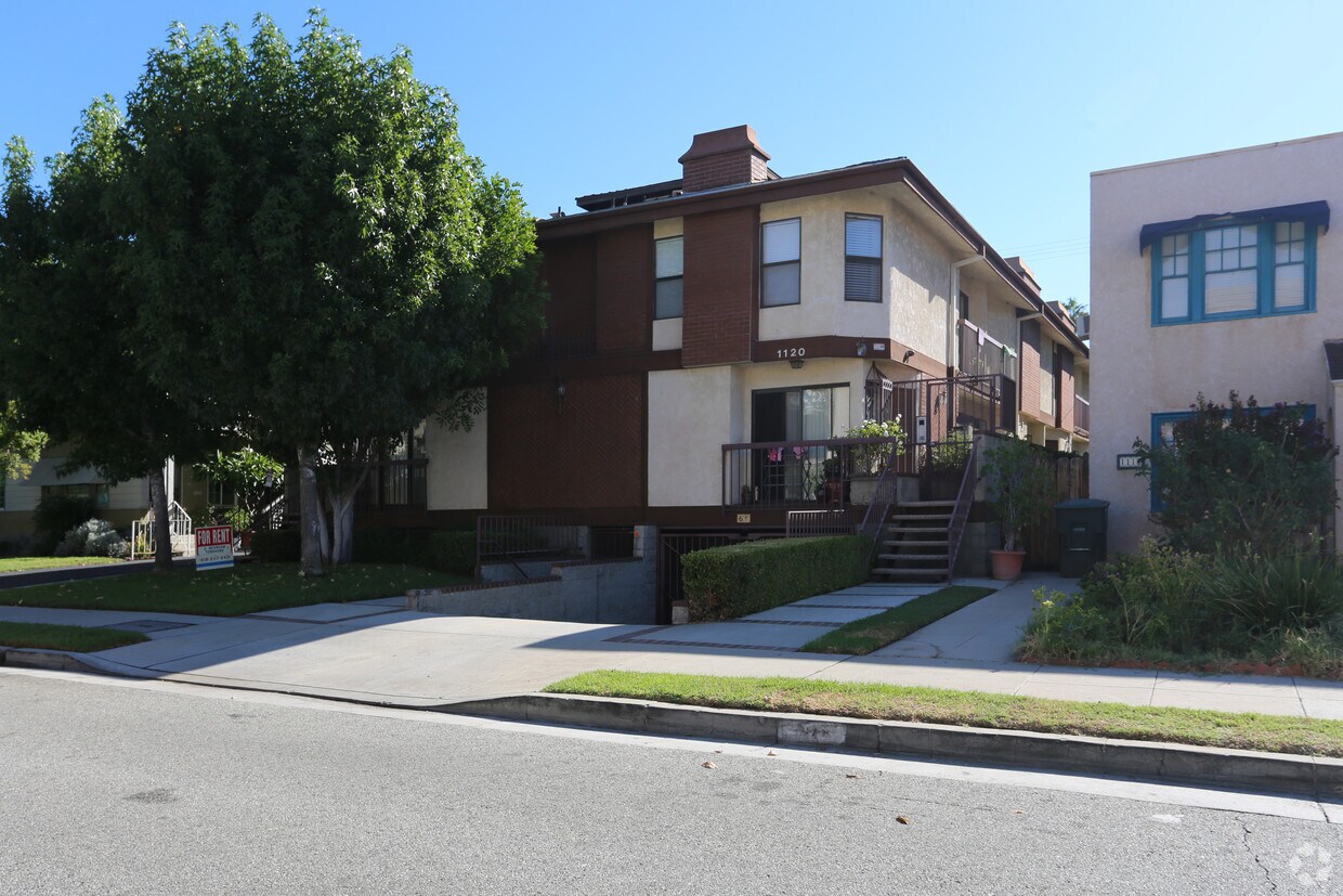 Foto principal - 1120 N Maryland Ave