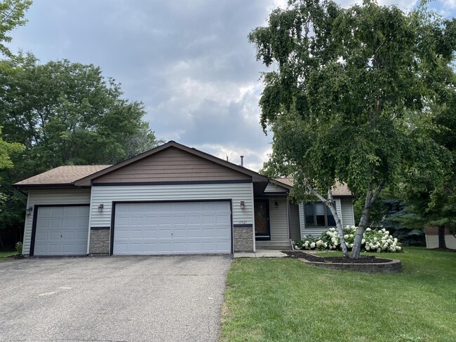Building Photo - 17521 Gage Ct