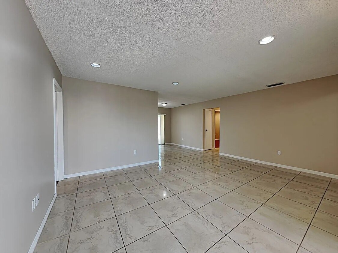 8654 NW 26th Pl, Sunrise, FL 33322 House Rental in Sunrise, FL