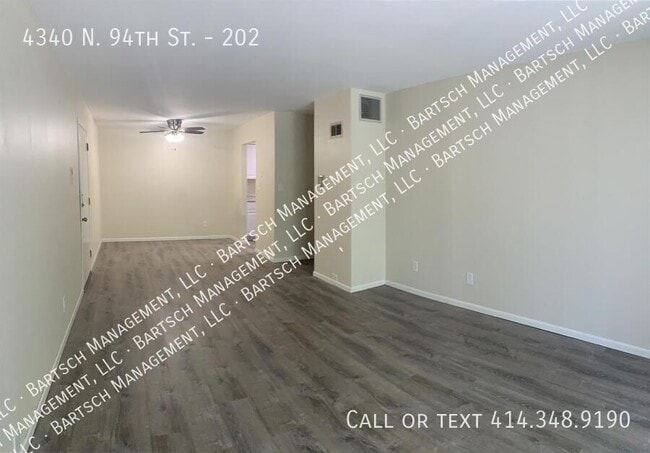 Building Photo - 4340 N 94th St