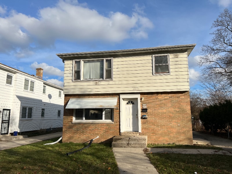 4722 N 49th St Unit Lower, Milwaukee, WI 53218 Room for Rent in