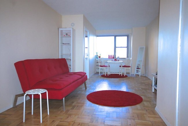 Foto del edificio - 302 E 40th St