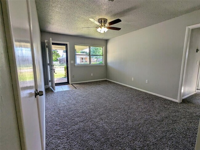 Foto del edificio - 504 NE 18th St