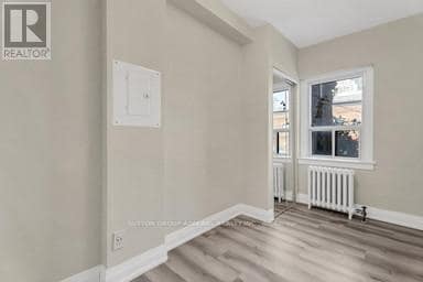 Building Photo - 166 Eastbourne Ave