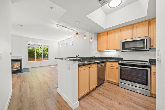 Foto del edificio - 2400 5Th Ave