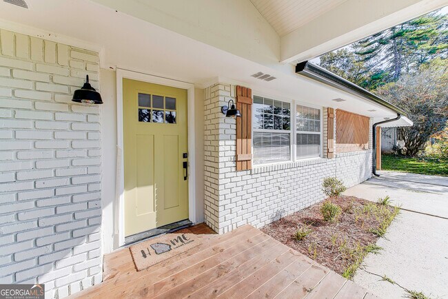 Building Photo - 485 Hood Ave