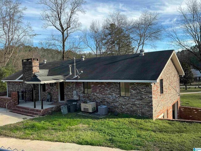 Foto del edificio - 4866 Overton Rd