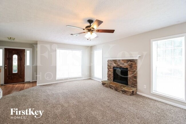 Building Photo - 15 Fenwick Way