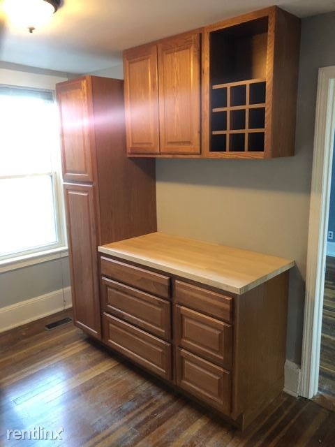 Building Photo - 2 br, 1 bath  - 30 Home St 1r