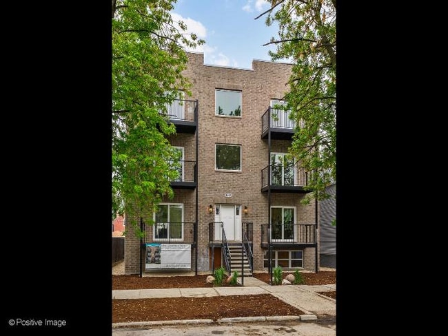Building Photo - 1631 N Lawndale Ave