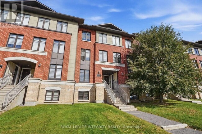 Building Photo - 1124 Docteur Corbeil Blvd.