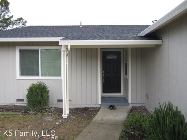 Building Photo - 3 br, 2 bath House - 410 Whitney Avenue