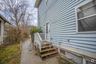 Building Photo - 1705 Washington Ave