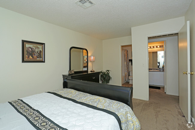 2BR,2BA-Colony Bedroom - The Crossings at Lake Mead