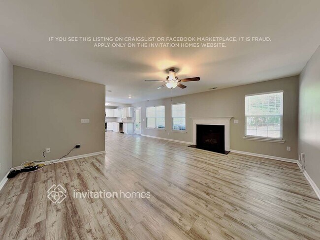 Foto del edificio - 3920 Laurel Glen Dr