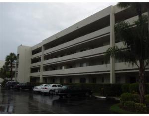 Foto del edificio - 3186 Via Poinciana