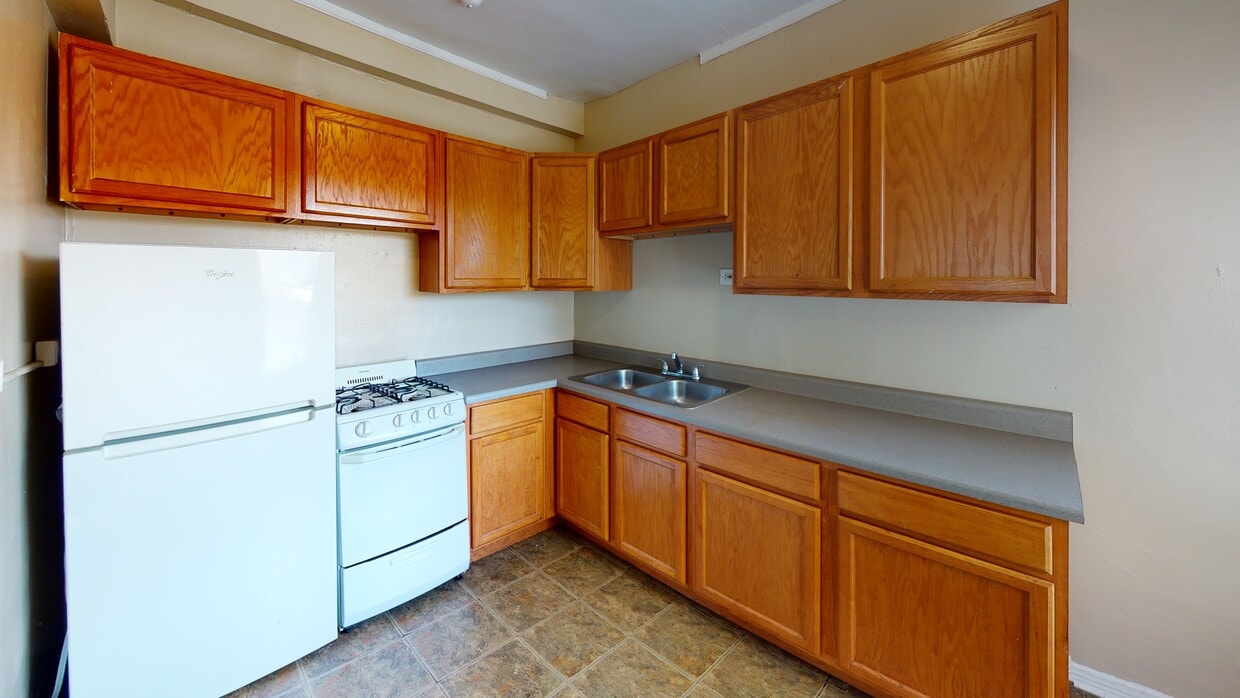 Photo - Plaisance Apartments