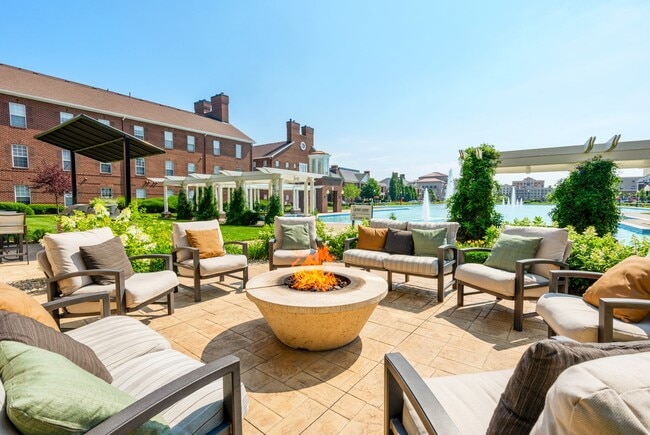 Building Photo - Carmel Center