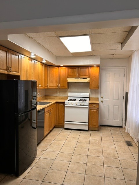 Kitchen - 1914 Durfor St