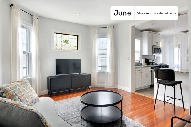 Foto del edificio - Room in Shared 4 bed/2 bath home