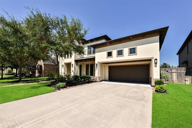 Building Photo - 27810 Burnett Hills Ln