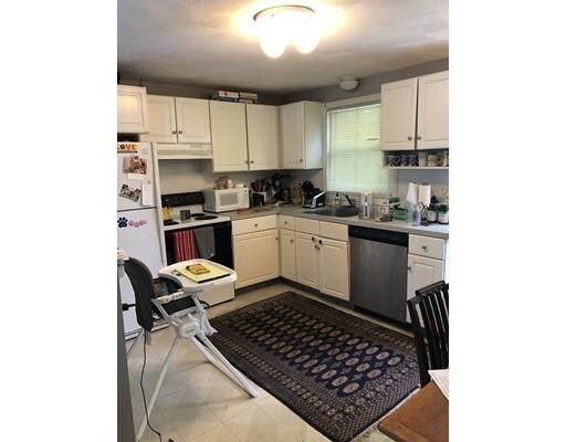 Building Photo - 12 Kempton Pl