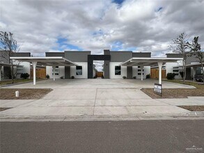 Building Photo - 1 Diamondhead Ave Building Photo - 1 Diamondhead Ave