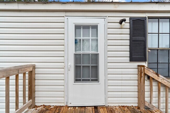 Foto del edificio - 158 Thomas Field Rd SE