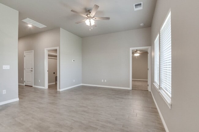 Foto del edificio - Modern New Construction in gated Delmar La...