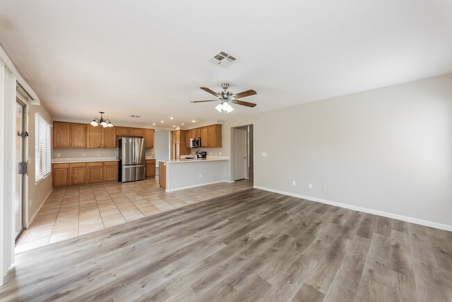 Building Photo - 17622 N Kimberly Way