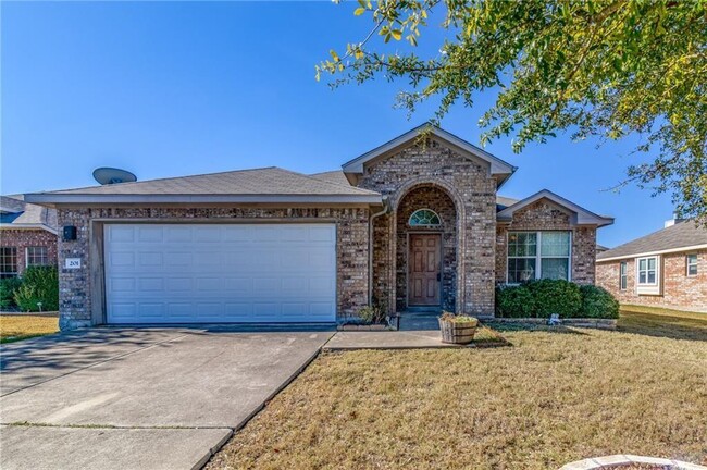 Building Photo - 201 S Treasure Oaks Dr