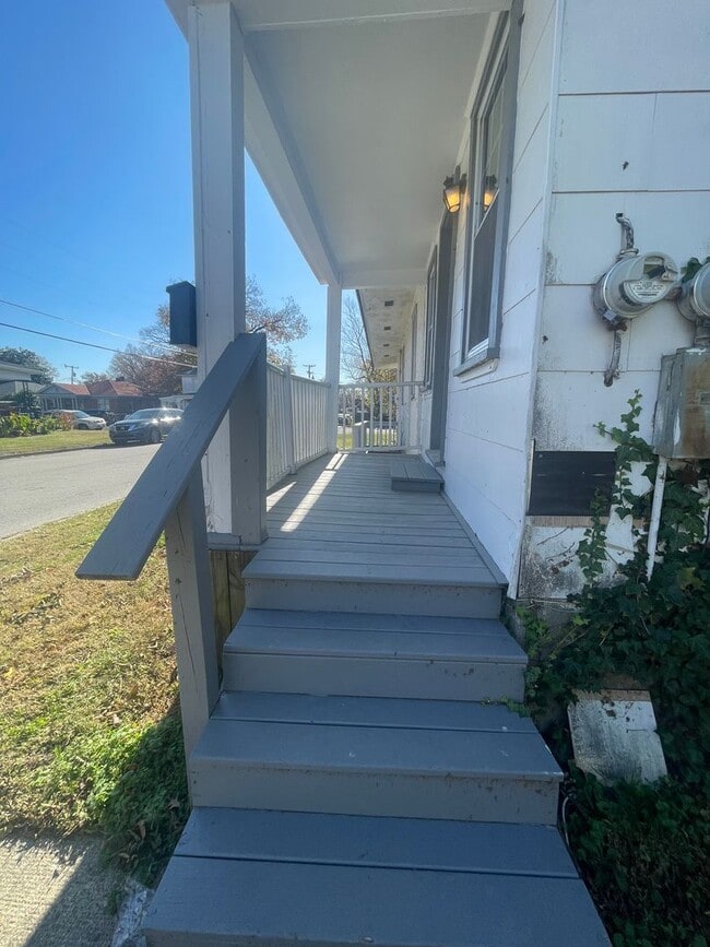 Foto del edificio - 126 Suffolk Ave