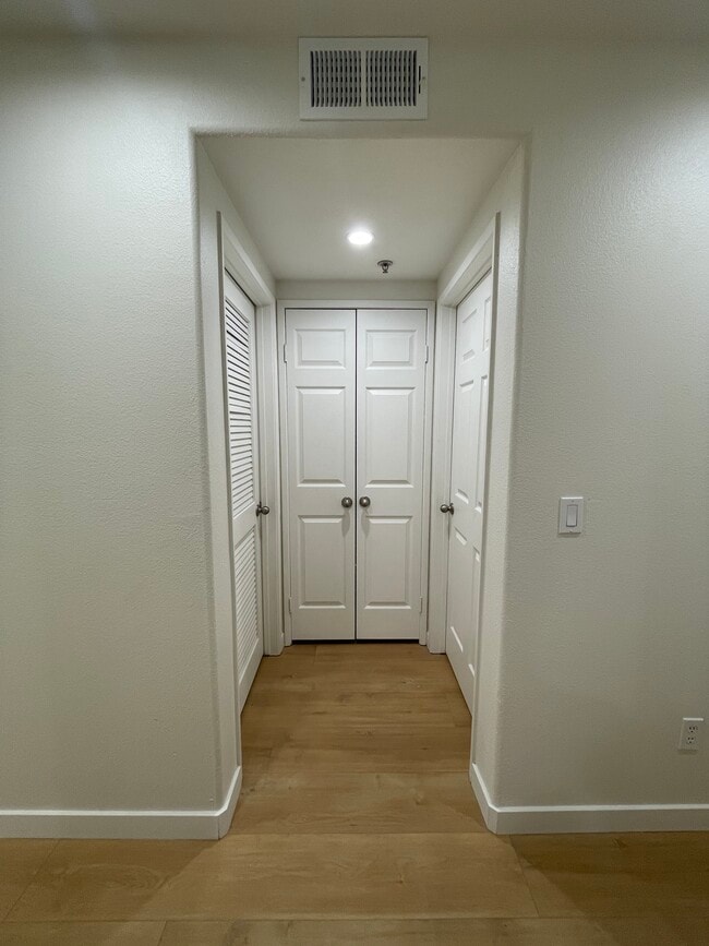 Building Photo - 15114 Sherman Way