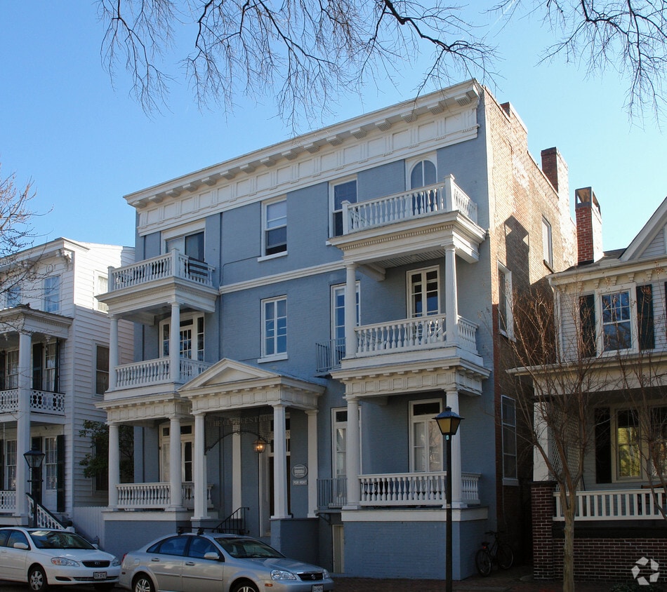 359 Middle St, Portsmouth, VA 23704 Apartments in Portsmouth, VA