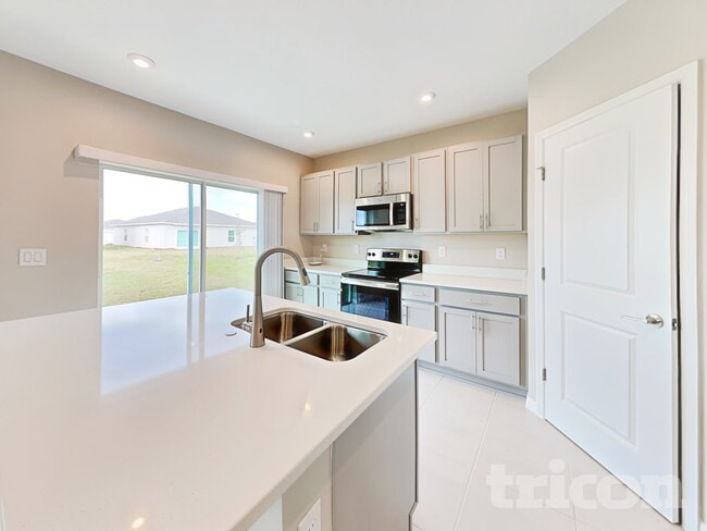 Foto del edificio - 212 Garnet Ave