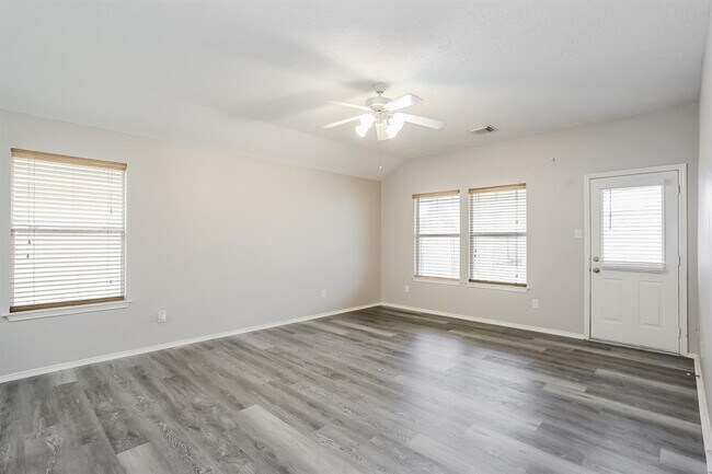 Building Photo - 11410 Moonlight Ridge Dr