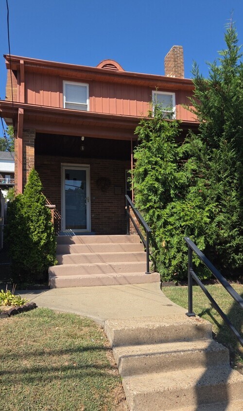 Primary Photo - 1233 Brookline Blvd