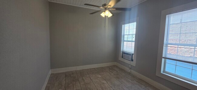 Foto del edificio - 712 40th St